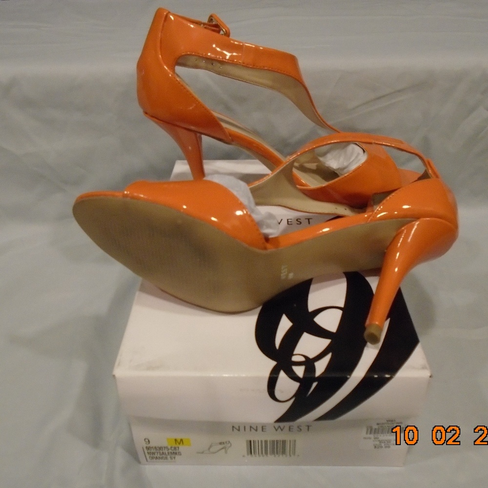 Shoes - Picture 5 of 5